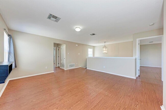 Building Photo - 289 Drystone Trail