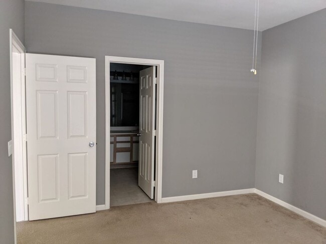 Building Photo - 7483 S Quail Cir