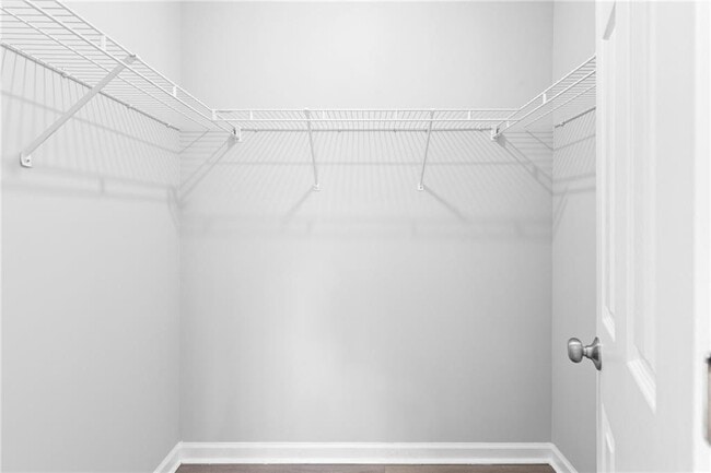Building Photo - 2110 Racquet Club Cir NW