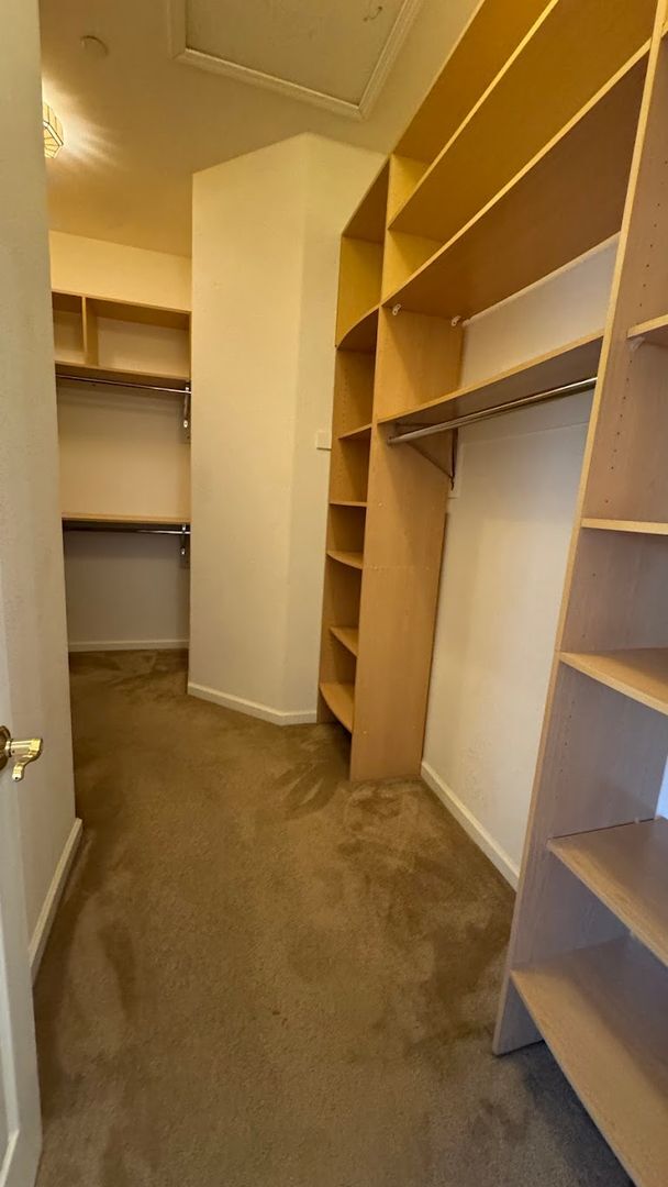 Building Photo - AVAILABLE! OPEN HOUSE FRIDAY 3/20/26 from 5:00-6:00 pm