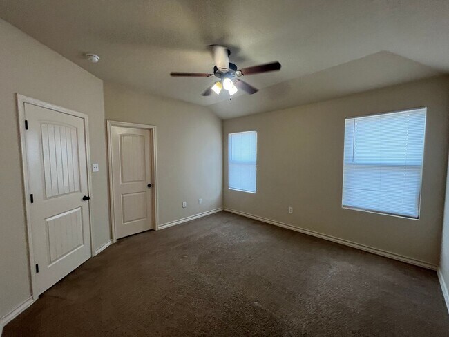 Building Photo - 7109 Micayla Cv