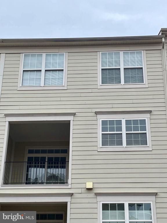 Building Photo - 12418 Liberty Bridge Rd