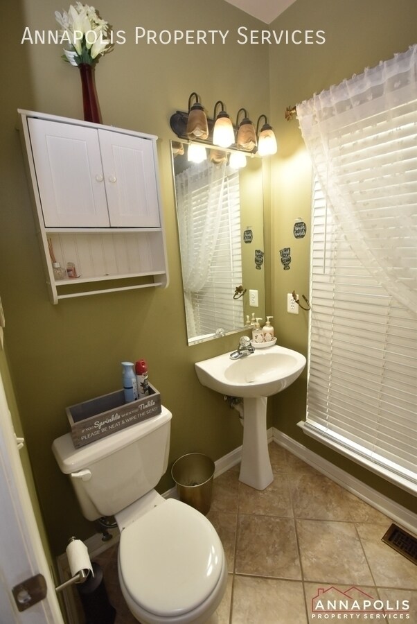 Building Photo - 2711 Summers Ridge Dr