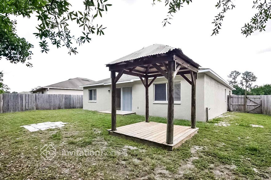 Building Photo - 11721 Brenford Crest Dr