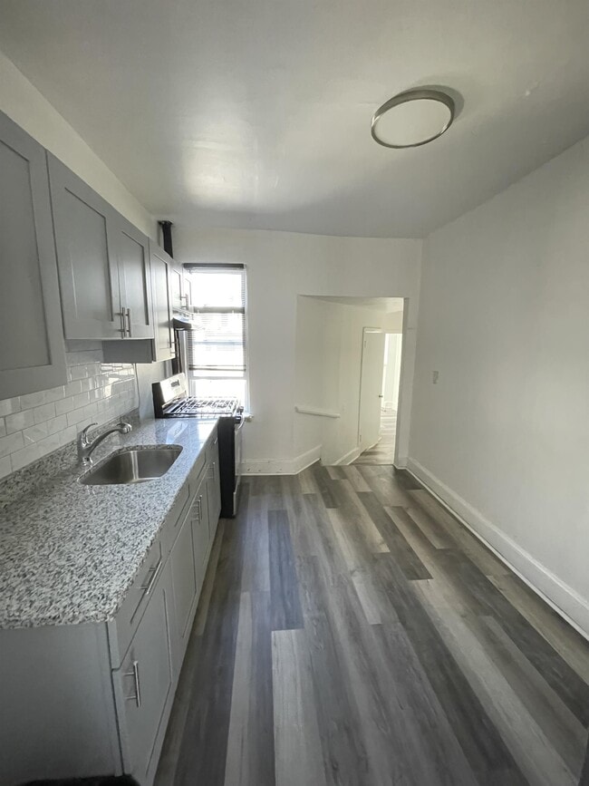 Building Photo - 4025 Green St