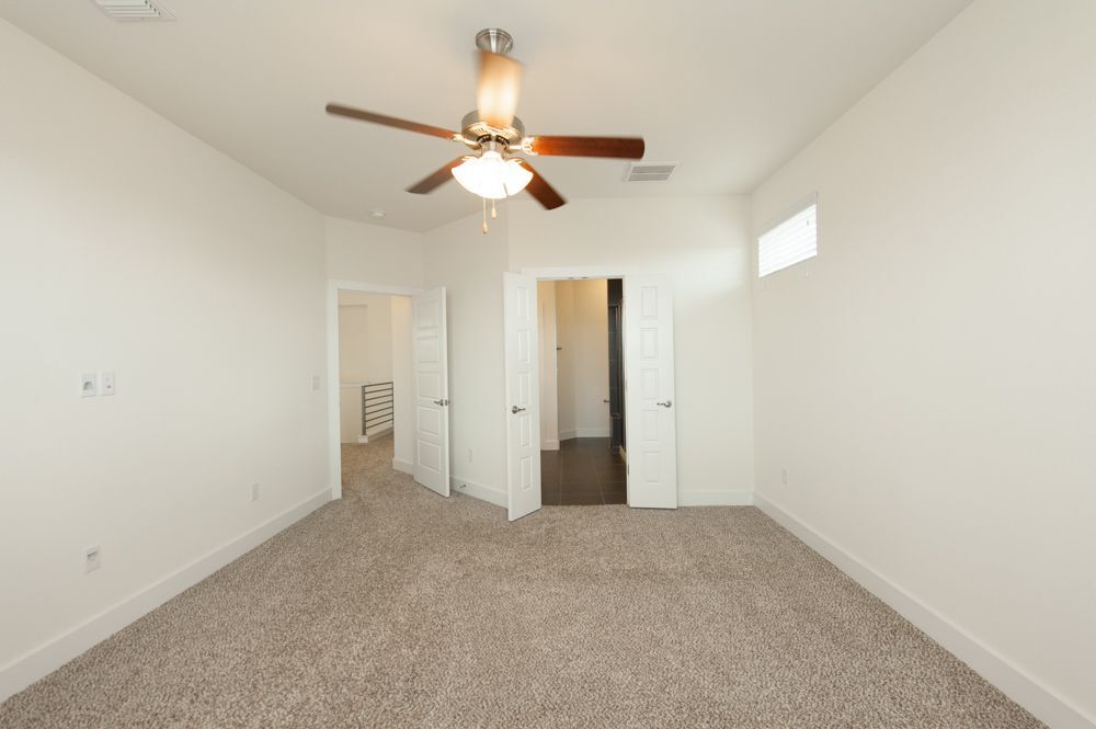 Building Photo - 7113 Sienna Rouge Path