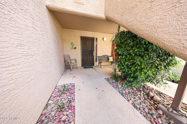 Building Photo - 9445 N 94th Pl