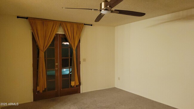 Building Photo - 3158 W Marconi Ave