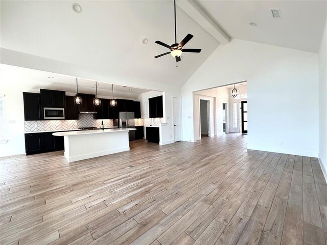 Building Photo - 30421 Zoysia Pt Ln