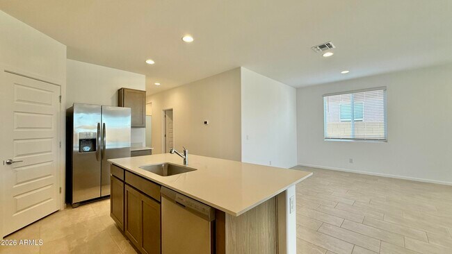 Building Photo - 3254 N 98th Ln