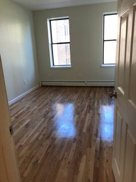 Building Photo - 507 W 173rd St