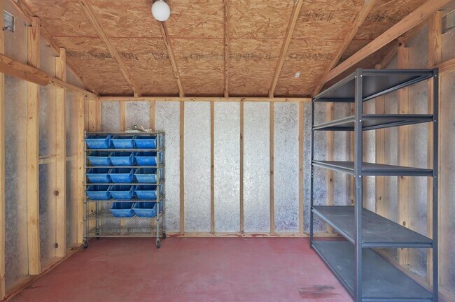 Building Photo - 973 Doire Dr