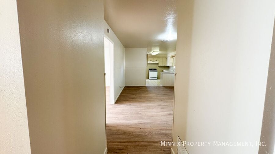 Building Photo - 3034 57th St