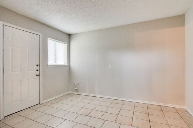 Building Photo - No Application Fees*