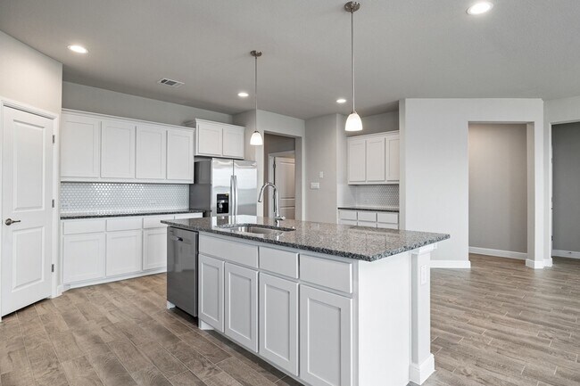 Building Photo - 180 Tanager Dr