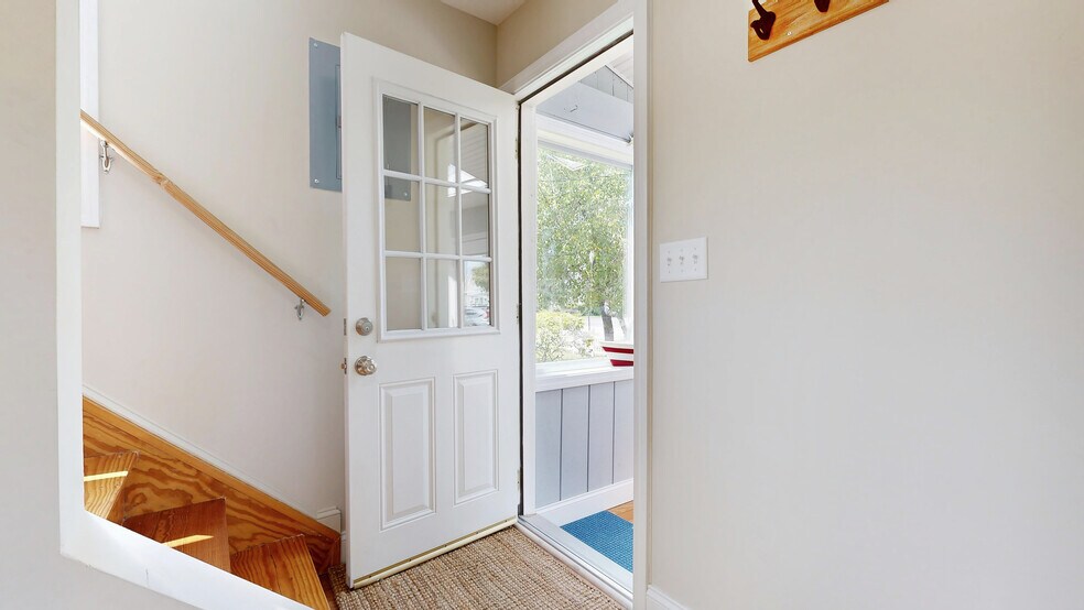 Building Photo - 69 Jones Creek Dr