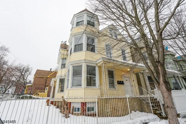 Building Photo - 36 N 6th St