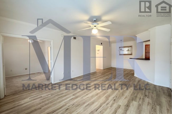 Building Photo - 2Bed/1Bath Apt at Thompson Peak/Frank Lloyd Wright! Ready for Immediate Move-In!