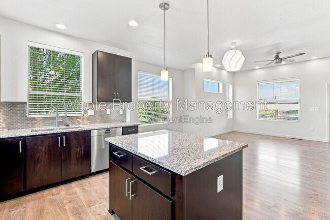 Building Photo - 9004 E 49th Pl
