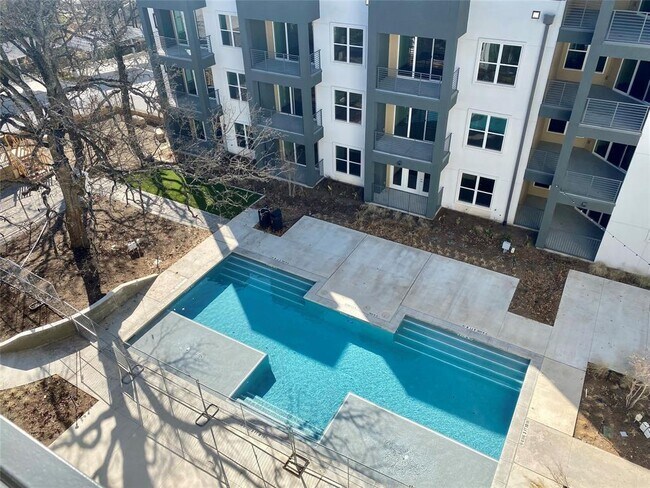 Building Photo - 4801 Springdale Rd