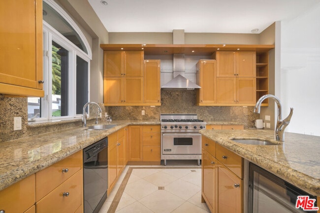Building Photo - 10557 Rocca Pl