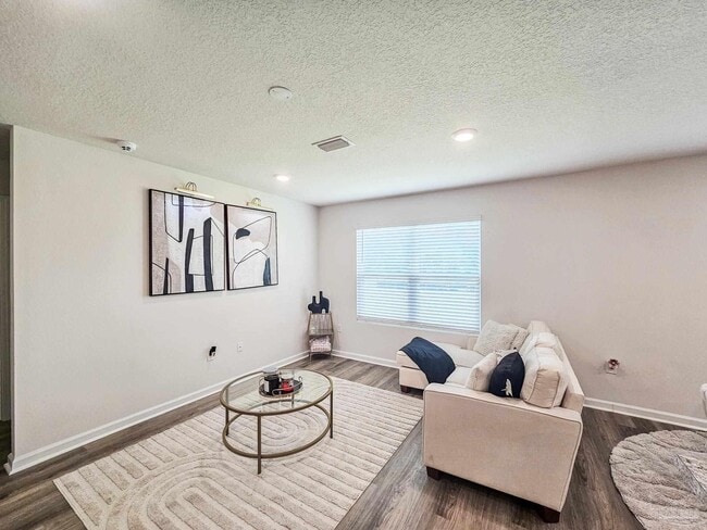 Building Photo - 5832 Belmont Stakes Rd