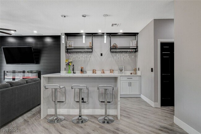 Building Photo - 5938 Creekside Sands Ln