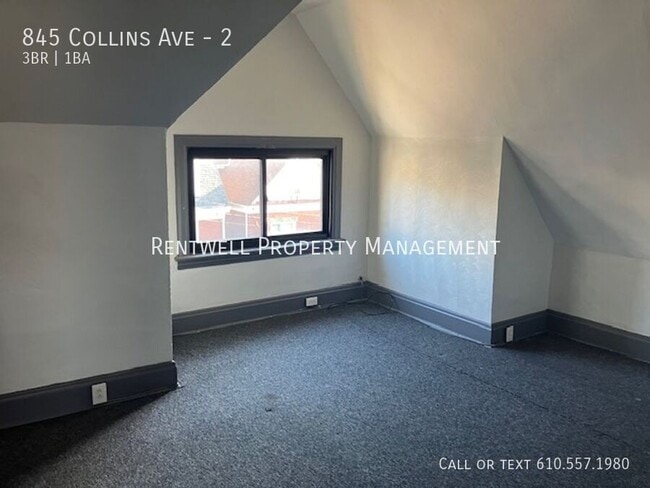 Building Photo - 845 Collins St