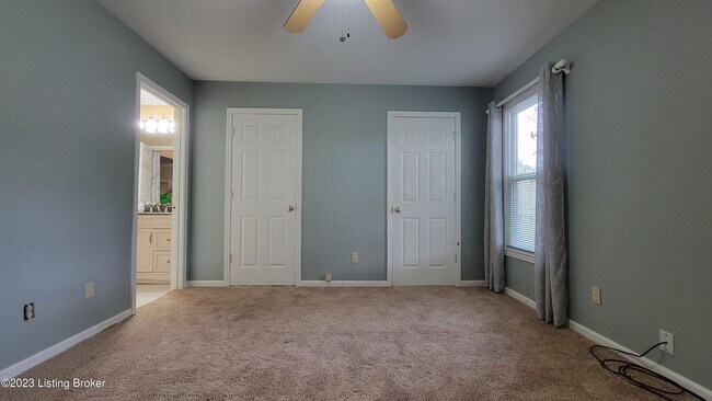 Building Photo - 10520 Bay Pointe Ct