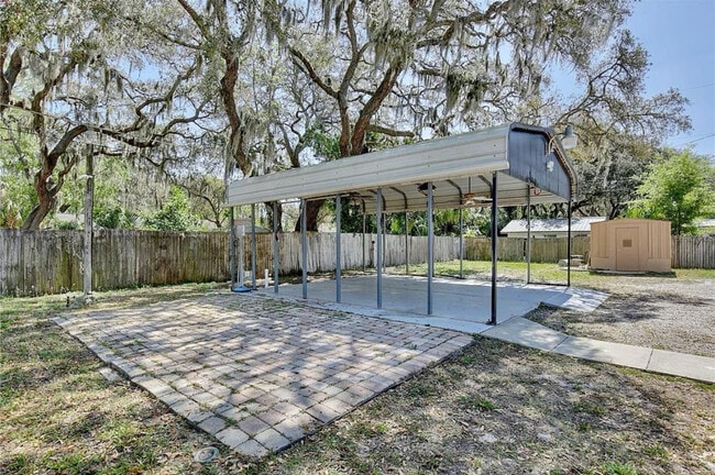 Building Photo - 3807 S Sanford Ave