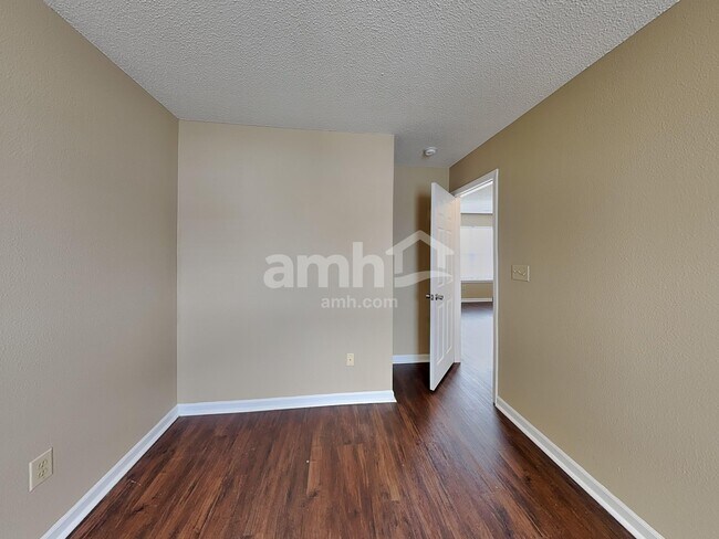 Building Photo - 17378 Austrian Pine Way