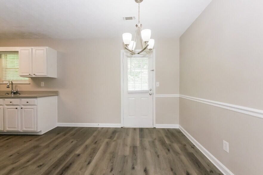 Building Photo - 11157 Weeping Willow Pl