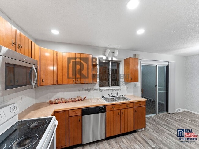 Building Photo - 1831 21st Street Rd