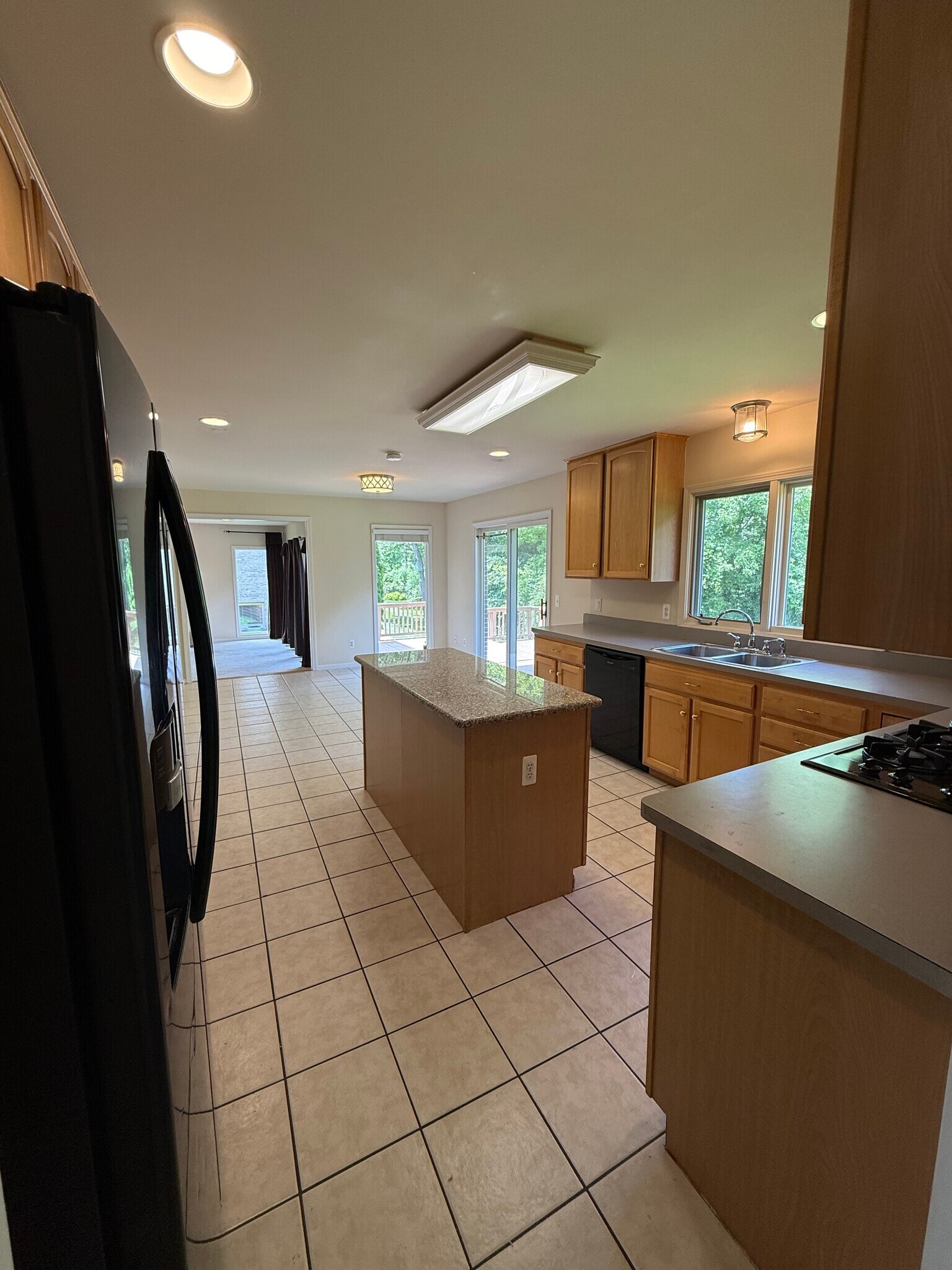 Building Photo - 7782 Watford Dr