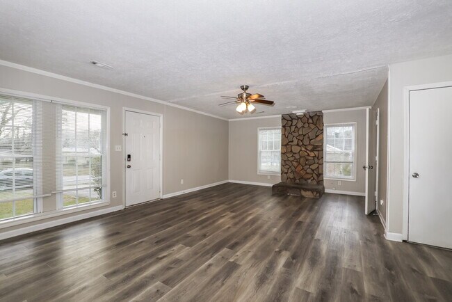 Building Photo - 6707 Willow Twig Rd