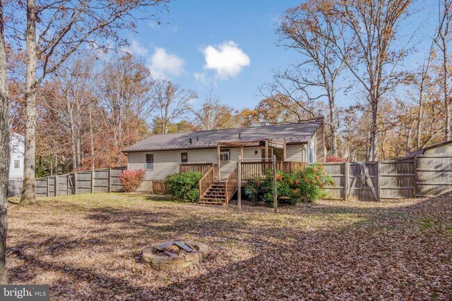 Building Photo - 22397 Armstrong Dr