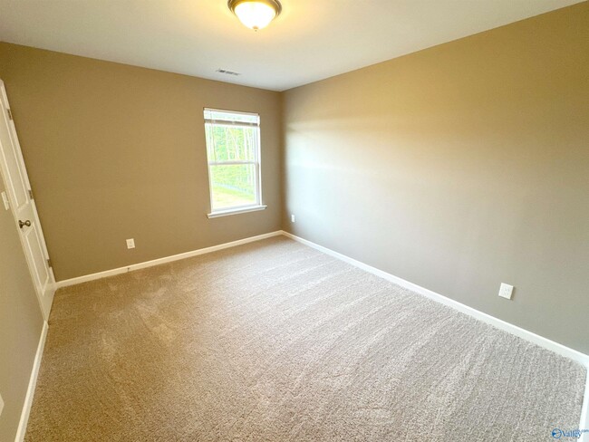 Building Photo - 228 Hibiscus Dr