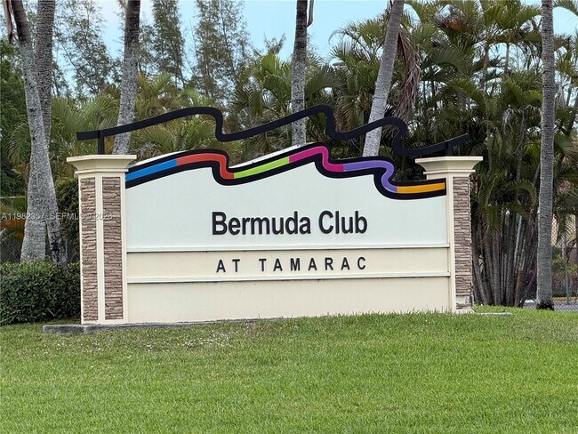 Building Photo - 6020 NW 64th Ave