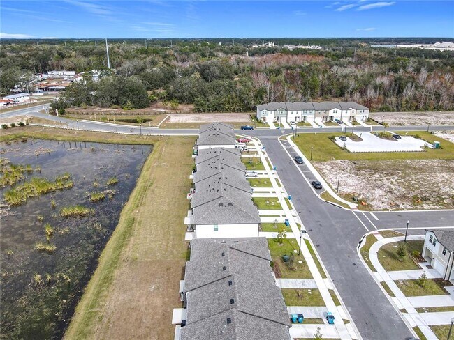 Building Photo - 3270 Vesara Dr