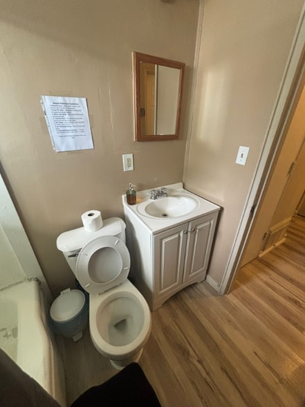 Building Photo - 240 W Ann Arbor Ave