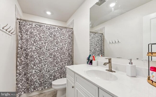 Building Photo - 45455 Concord Wy