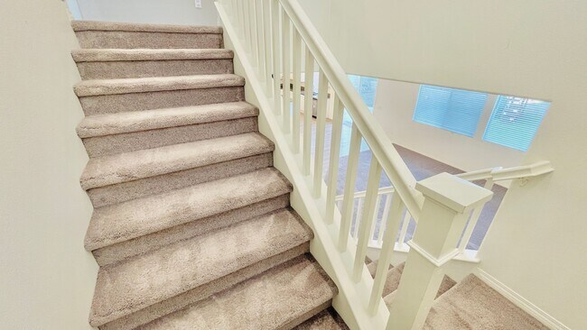 Building Photo - BEAUTIFUL 5BD/3BA-2 Story Home available for rent in Jurupa Valley!