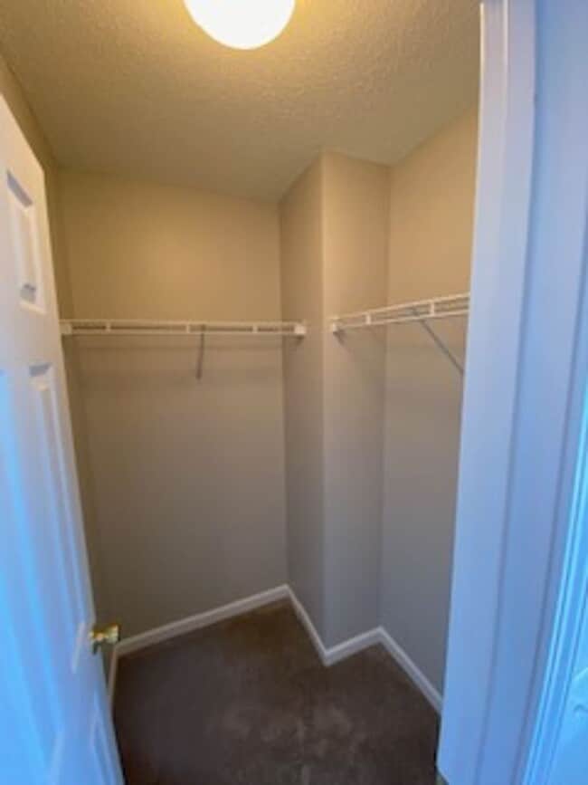 Building Photo - 3 Bedroom 2.5 Home in NE Columbia MOVE IN BY 2/28/26 26 RECEIVE $300 OFF FIRST MONTH'S RENT!!!!!!