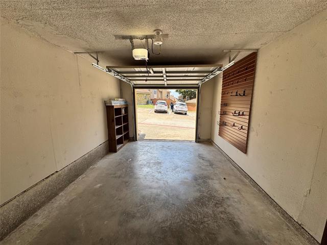 Building Photo - 4254 Cuesta Dr