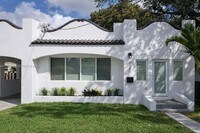 Building Photo - 3079 NW Flagler Terrace