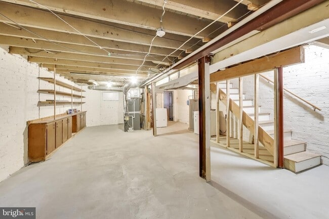 Building Photo - 140 Bryant St NW