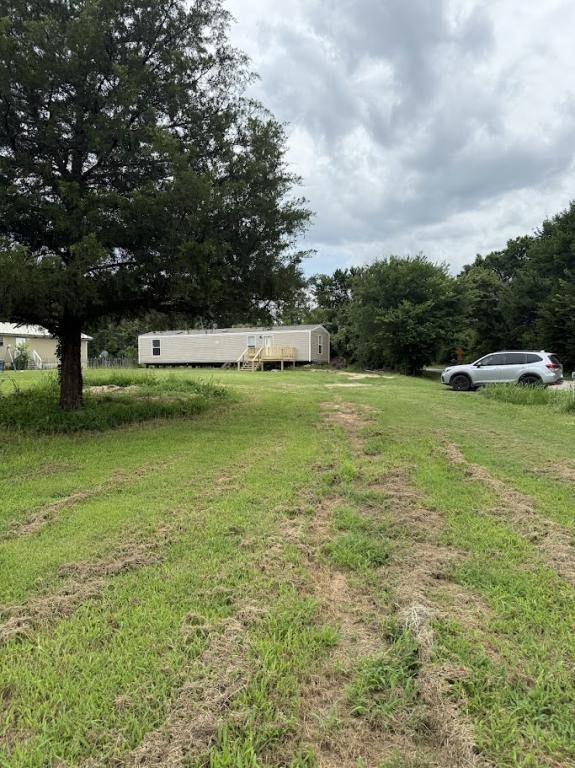 Building Photo - 208 Overland Trail