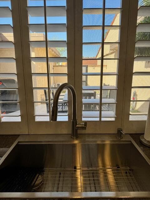 Building Photo - 6 Granada Dr