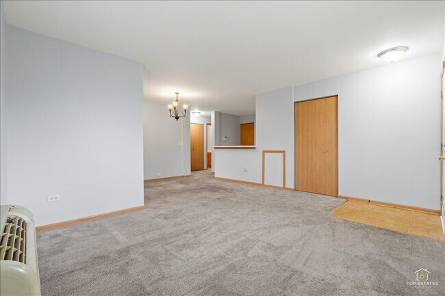 Building Photo - 1515 Silverstone Dr
