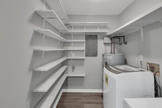 Building Photo - Charming 2-Bedroom Home in Desirable Wilmi...